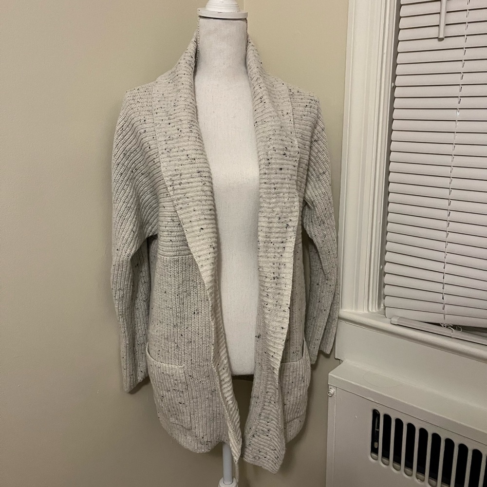ANN TAYLOR FACTORY Gray Sweater